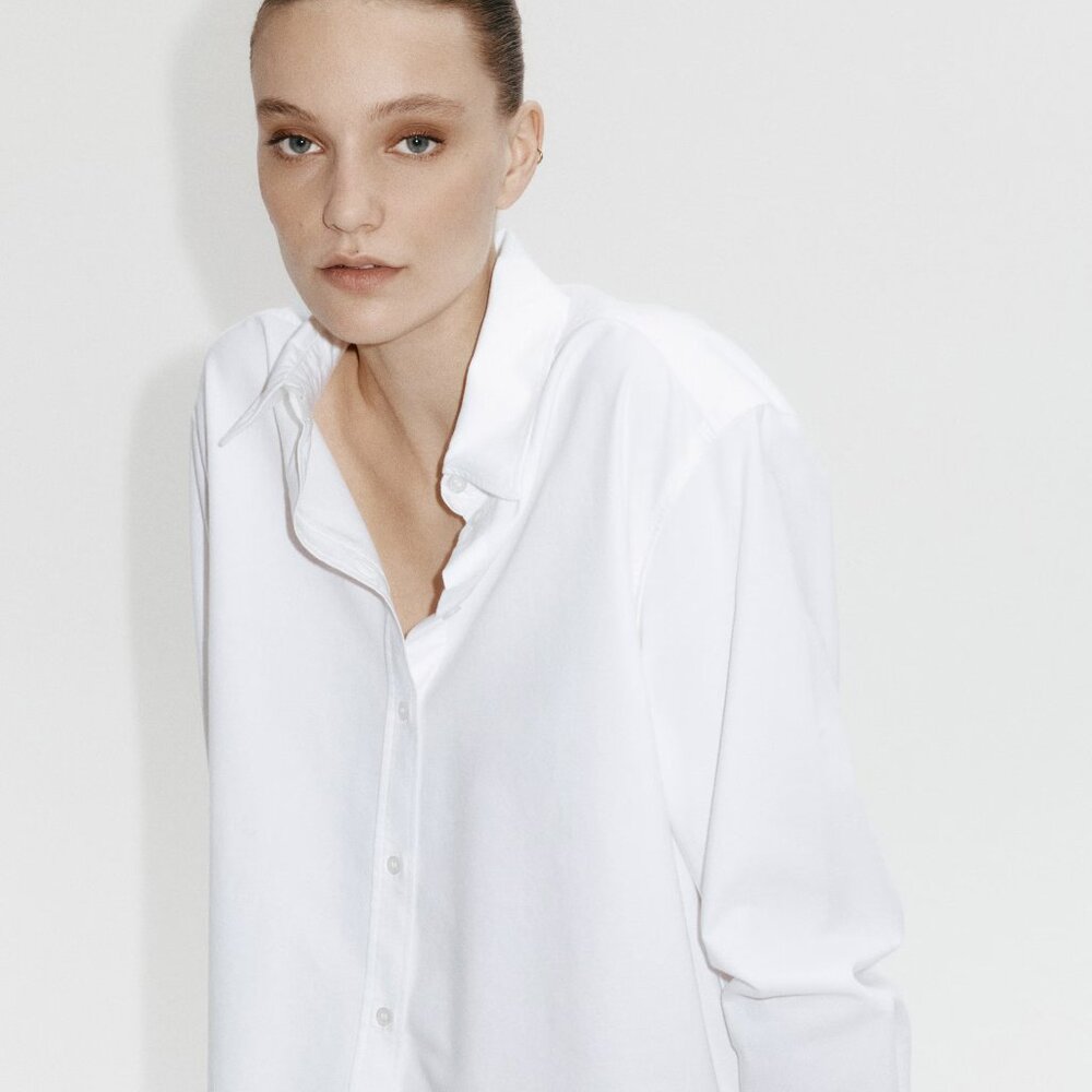 STORE CLOSING 3/30 H&M White Oxford Shirt Medium